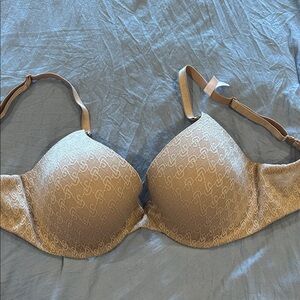 Comfort Contour T-Shirt Bra in Tan